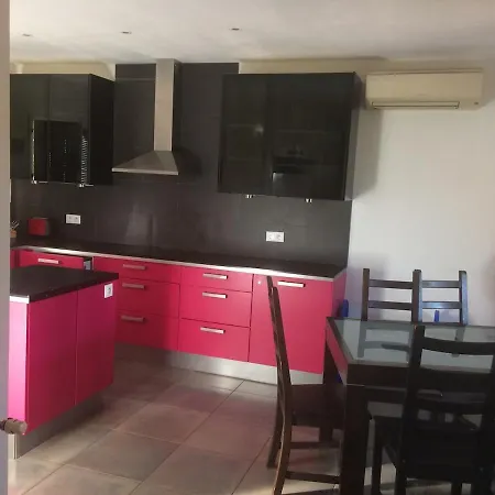 Holidays Apartment *